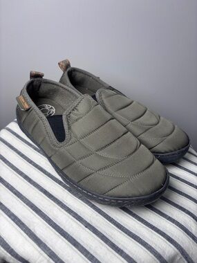 Ozark Trail Quilted Slip On Clogs Olive Green Men's Size
7-8 Comfort Shoes